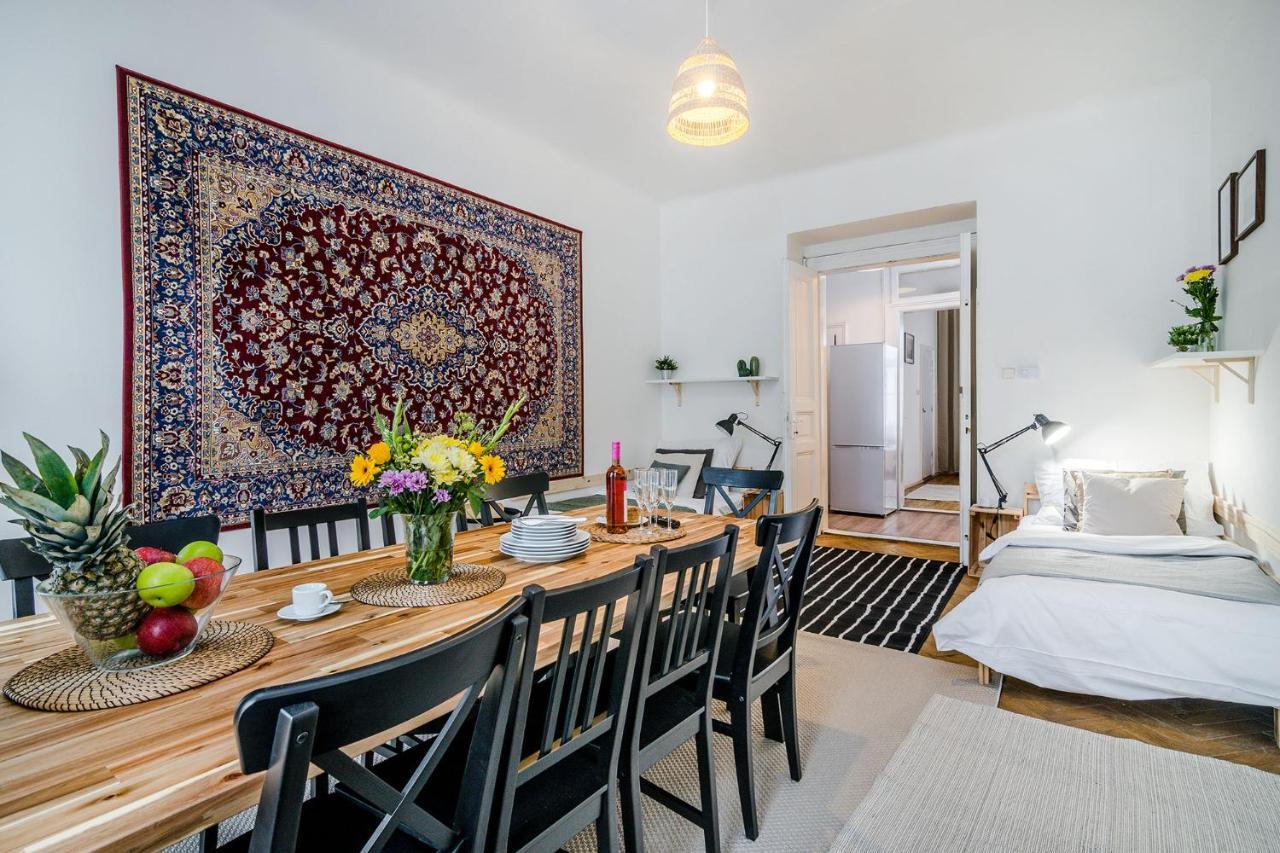 Spacious Apt In Center By Michal&friends Apartment Prag